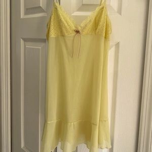 Vintage Victoria’s Secret yellow stretch mesh negligee with ruffled hem size S